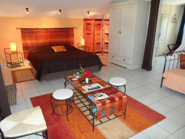 Chambres D'Hotes La Colombiere コロンビエール 部屋 写真